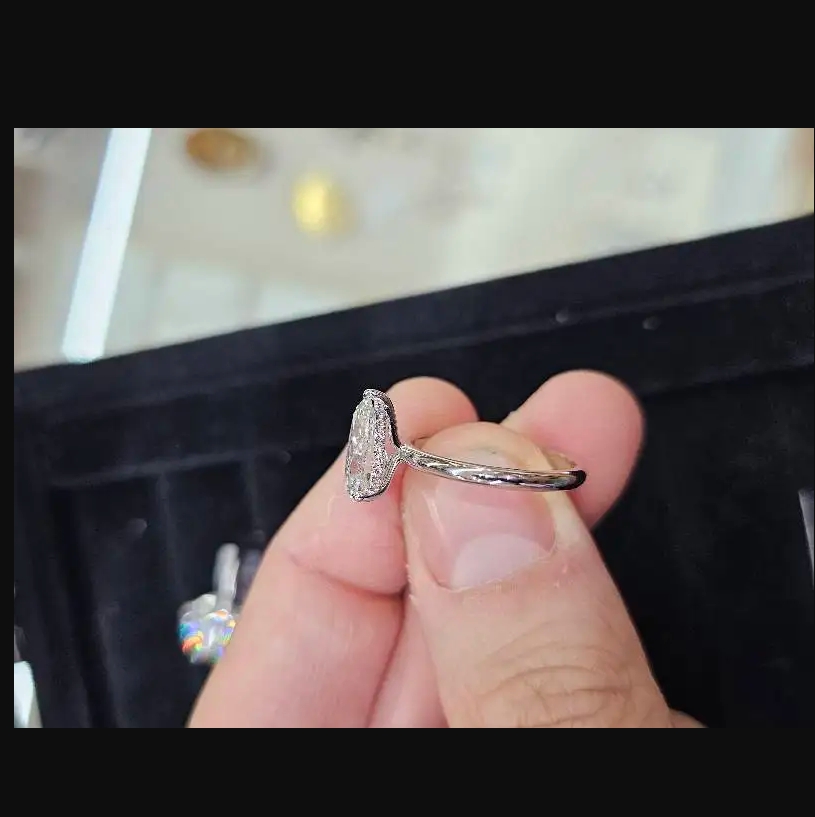 AEAW 14k White Gold Pear Cut 1 - Body Jewelry Vch recensione e prezzo