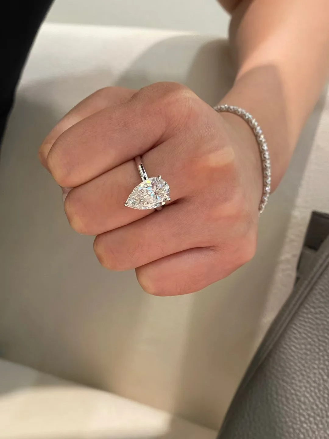 AEAW 14k White Gold Pear Cut 1 - Body Jewelry Vch recensione e prezzo