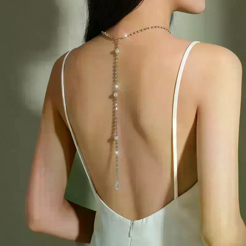 Sparkly Pearl Back Chain Neckl - Body Jewelry For Backless Dress recensione e prezzo