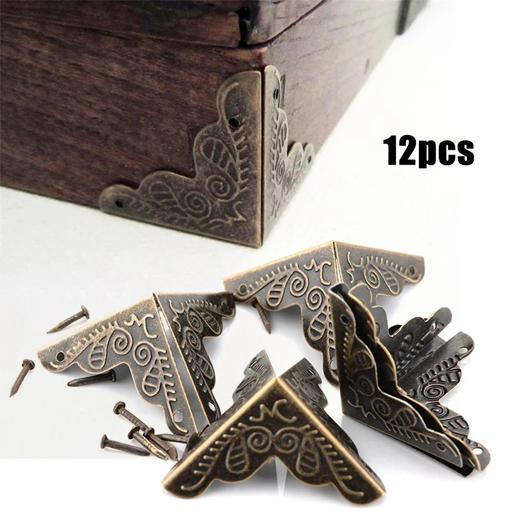 12pcs Antique Corner Protector - Body Jewelry Display Case recensione e prezzo