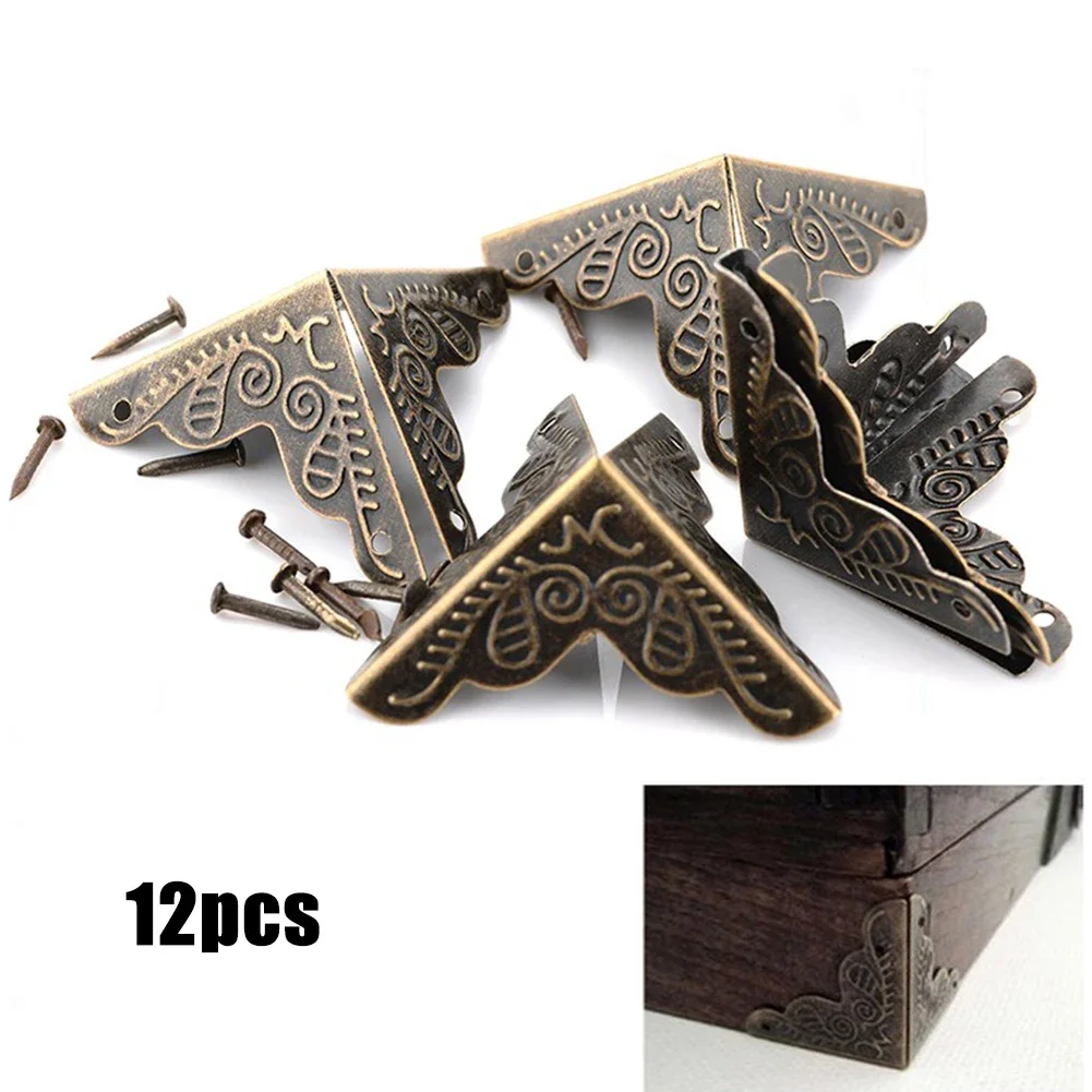 12pcs Antique Corner Protector - Body Jewelry Display Case recensione e prezzo