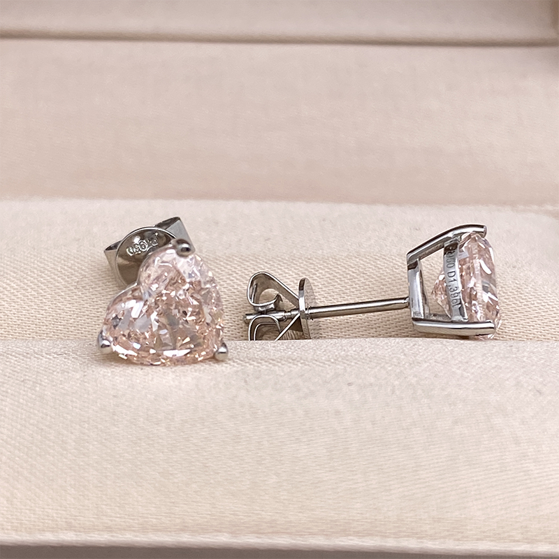 1Ct Each VS Pink Heart Cut CVD - Body Jewelry Vch recensione e prezzo