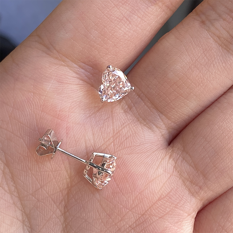1Ct Each VS Pink Heart Cut CVD - Body Jewelry Vch recensione e prezzo