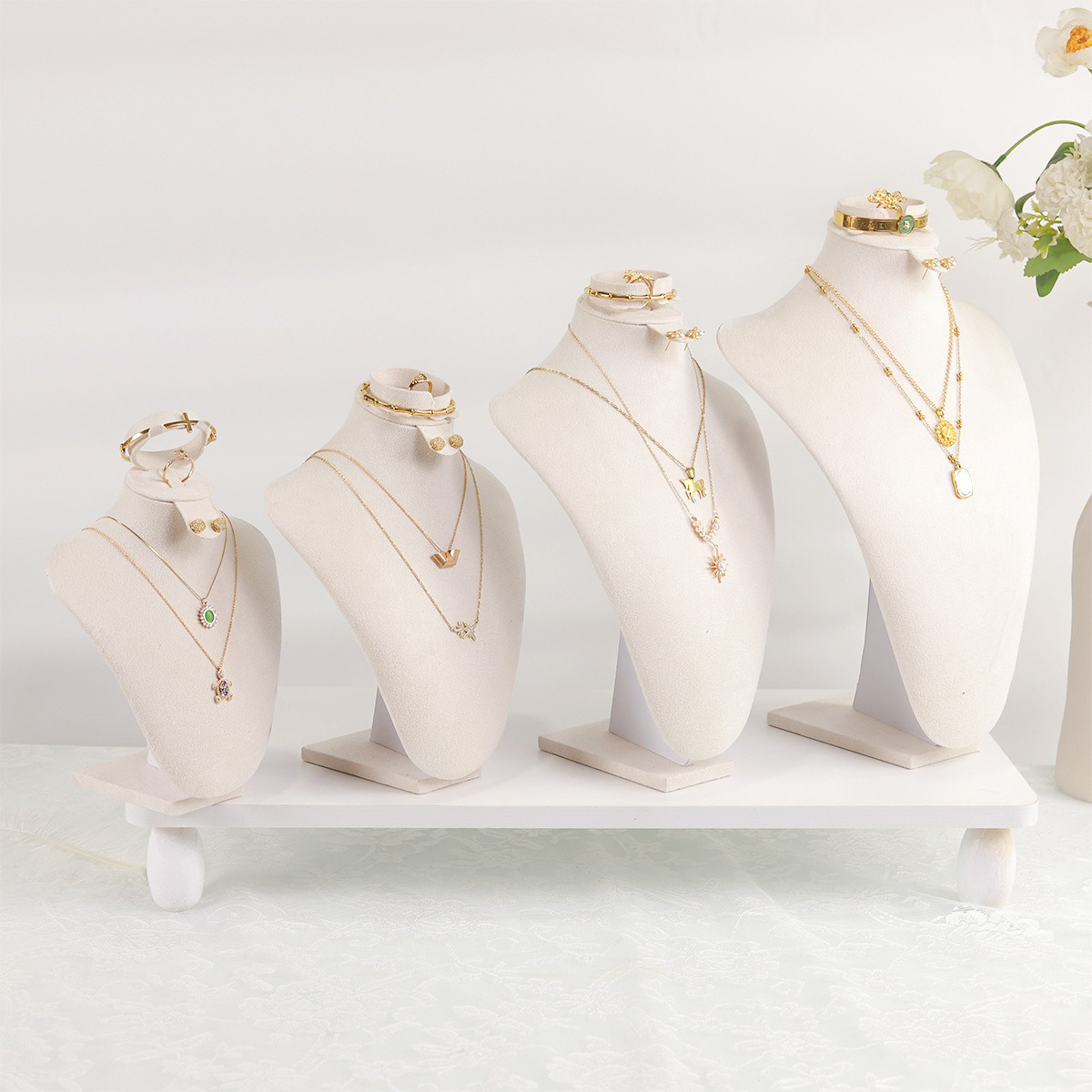 Body Velvet Jewelry Display Bu - Body Jewelry Display Case recensione e prezzo