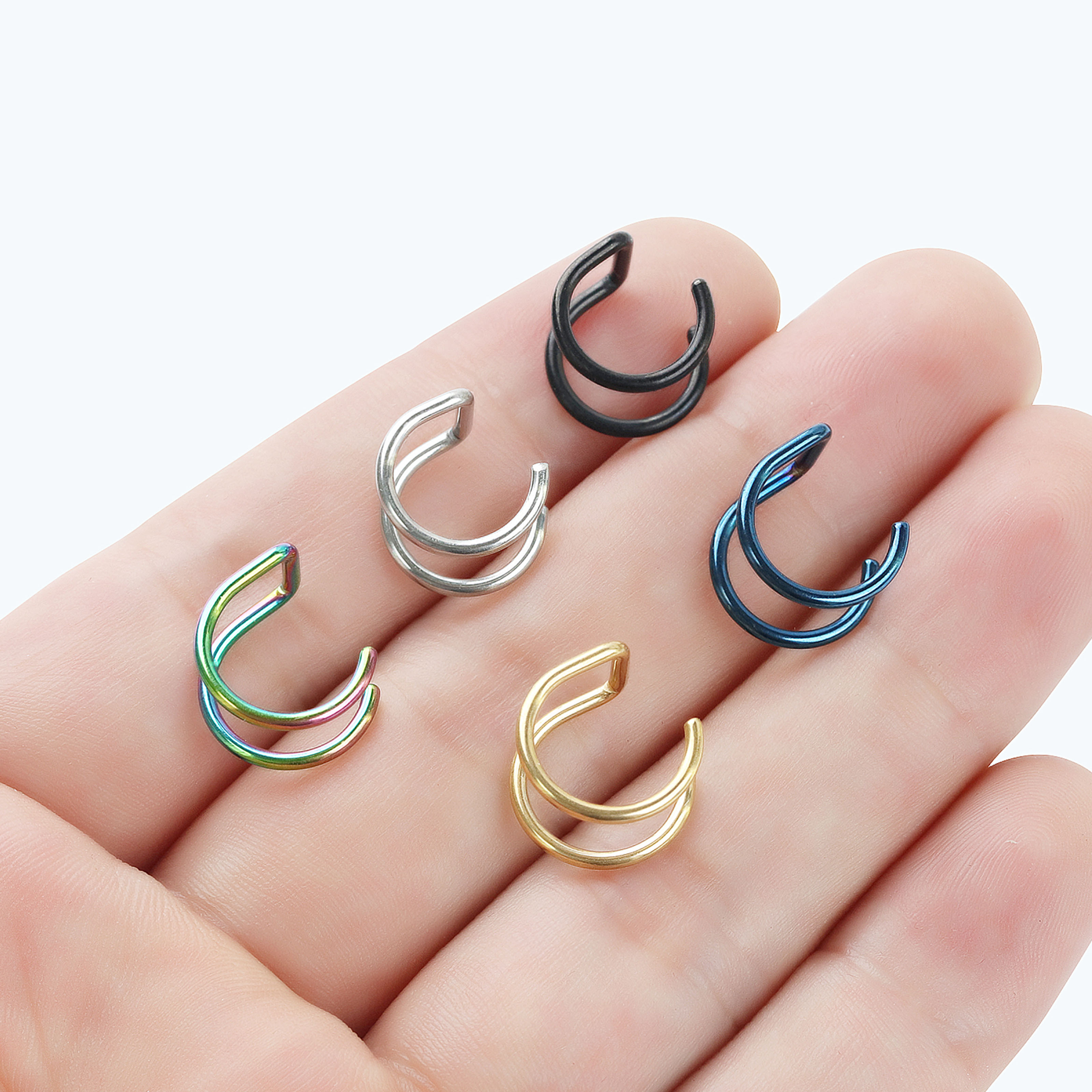 2pcs New No-Piercing Ear Cuffs - Body Jewelry Cartilage Earrings recensione e prezzo